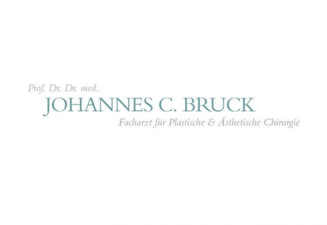 Dr. Bruck Logo onehundred.digital Berlin