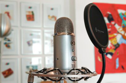 Blogcasting Agency Berlin Microphone